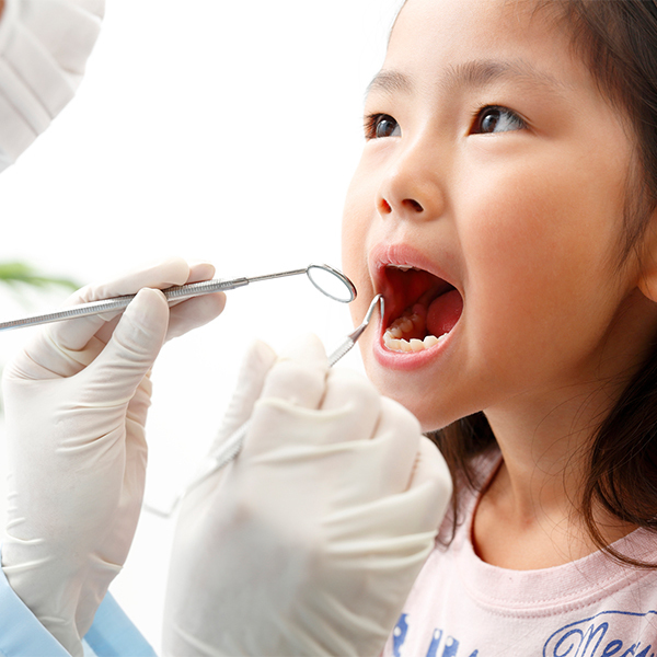 市川市行徳駅前の小児の予防歯科